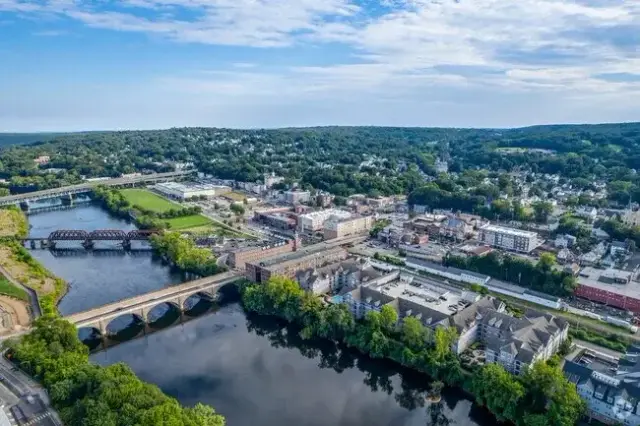 Shelton