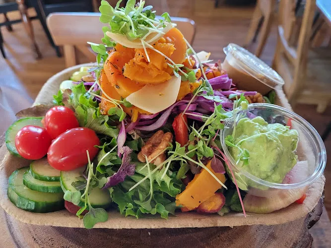 Good Natured Market & Vegetarian Cafe