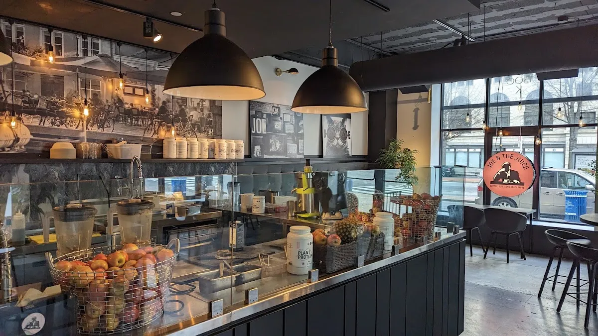 Joe & the Juice - 1500 K Street - Café, Juice Bar and Sandwich Shop
