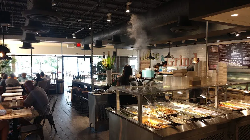 Living Green Cafe - Boca