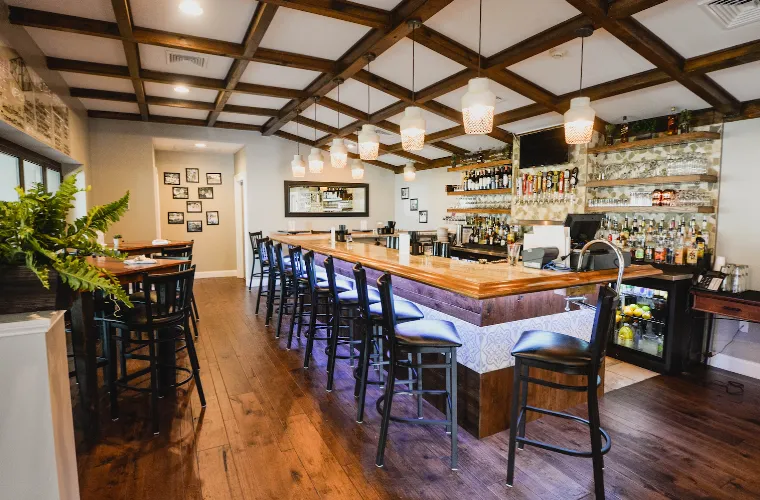 Orapax Restaurant and Bar