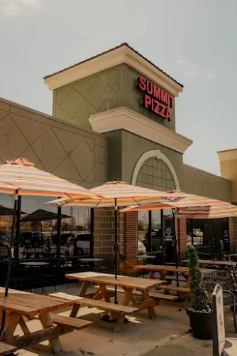 Summit Pizza