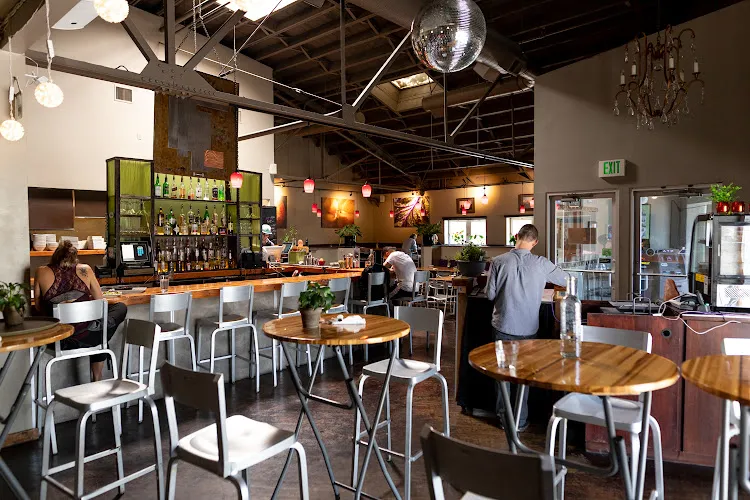 Zest Kitchen & Bar